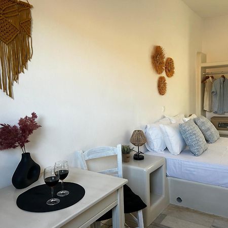 Sunny Studios Naxos Aliko Beach Exterior photo