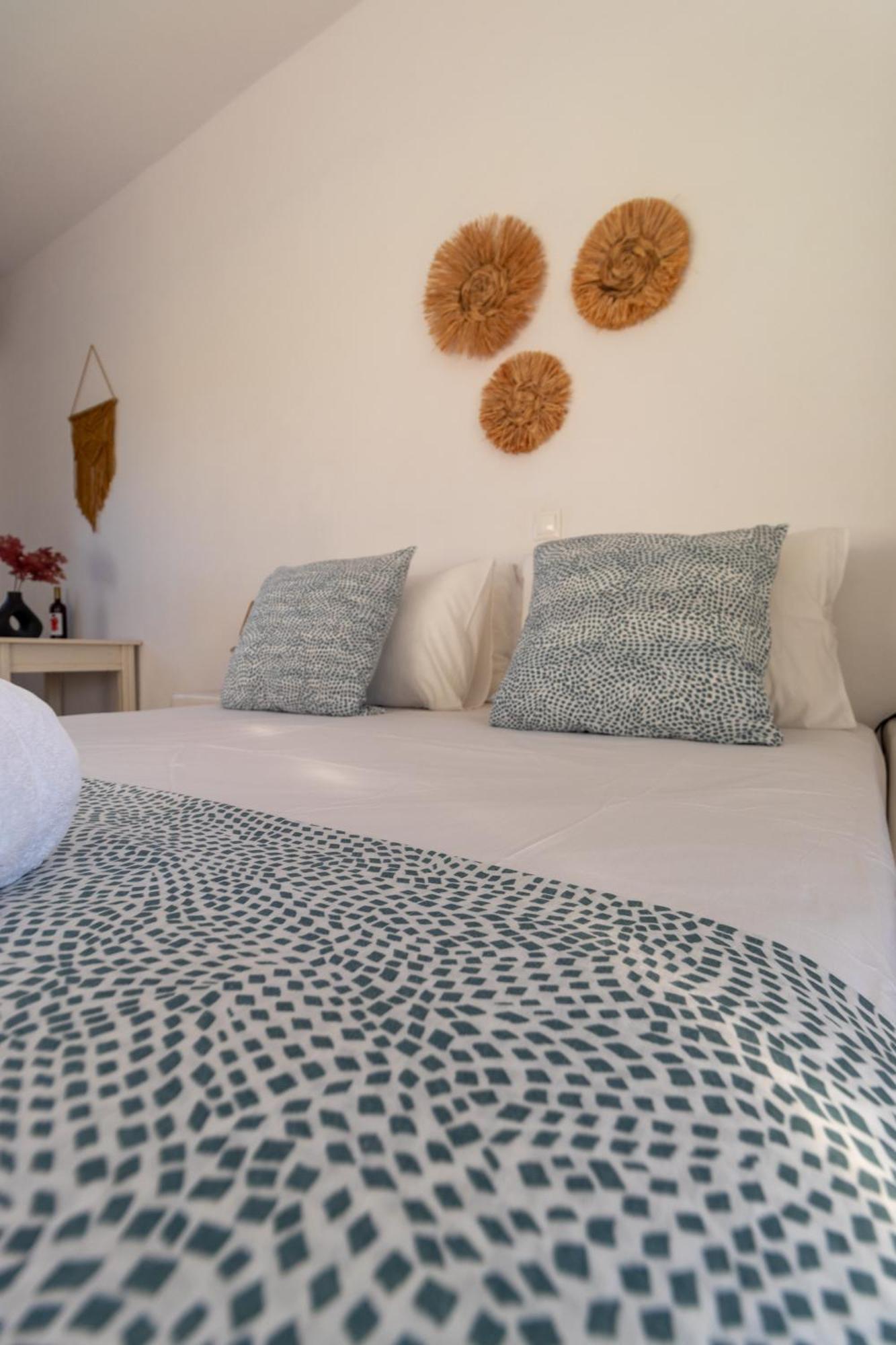 Sunny Studios Naxos Aliko Beach Exterior photo