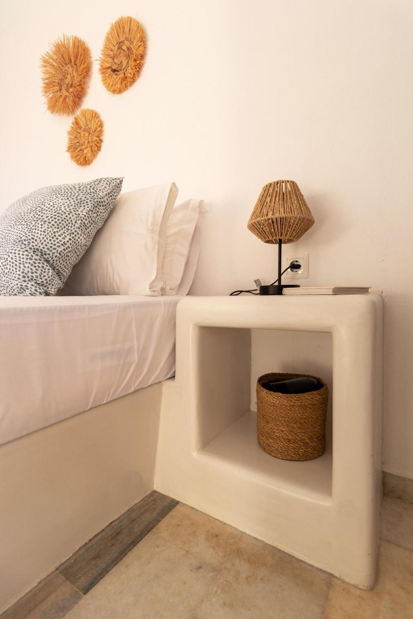 Sunny Studios Naxos Aliko Beach Exterior photo