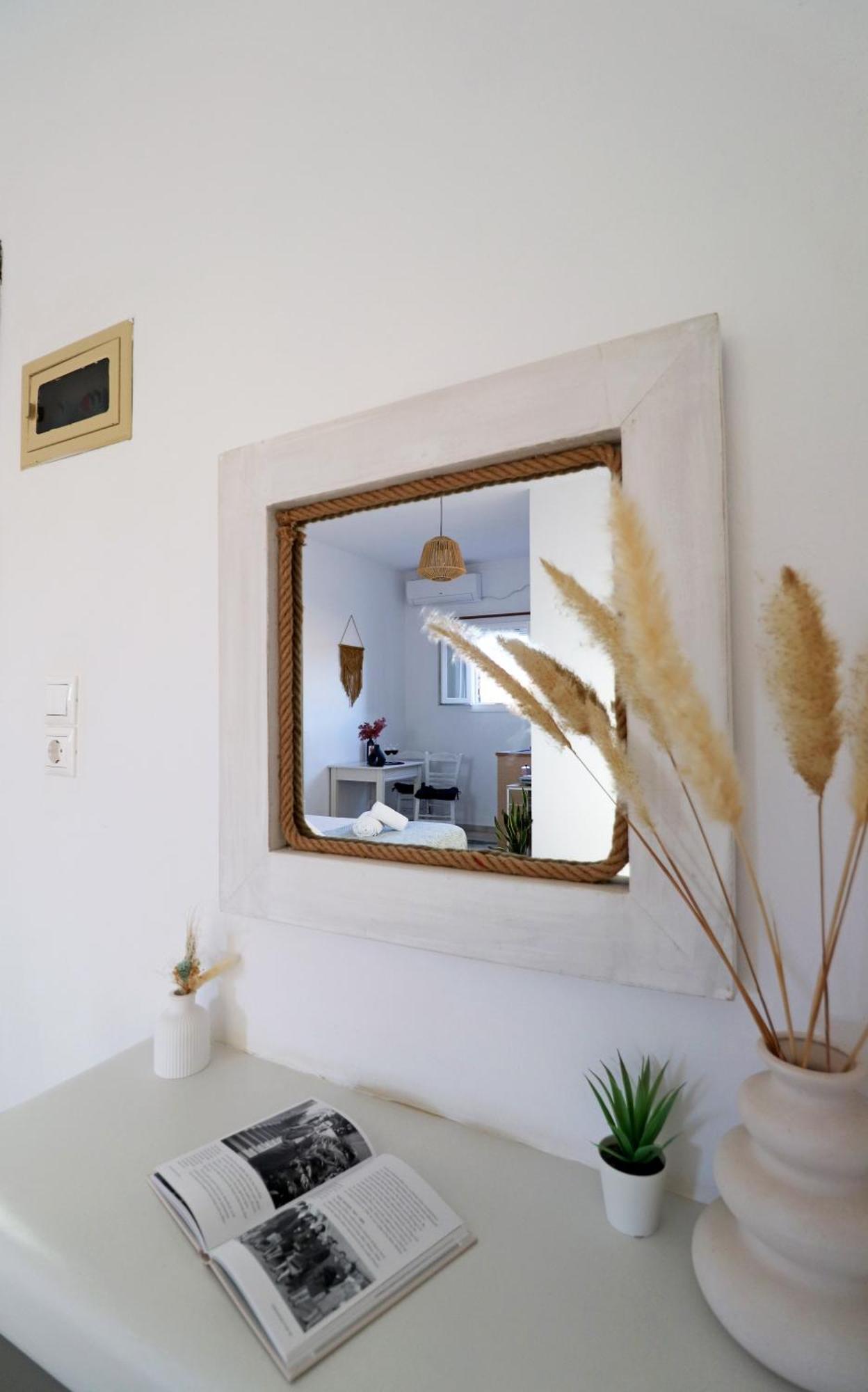 Sunny Studios Naxos Aliko Beach Exterior photo
